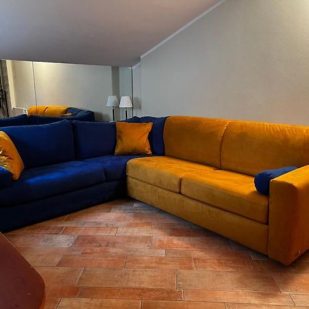 Attico In Piazza Matteotti Apartment Desenzano del Garda Luaran gambar