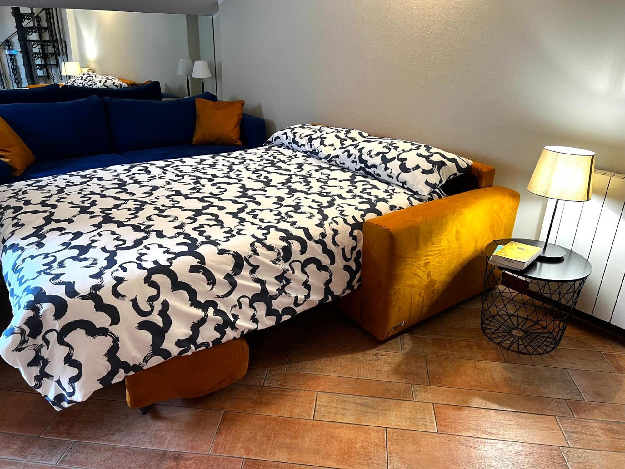 Attico In Piazza Matteotti Apartment Desenzano del Garda Luaran gambar